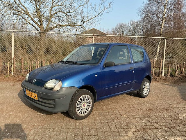 Fiat - seicento - 1.1 s - 34-lv-gr - afbeelding 17 van  23