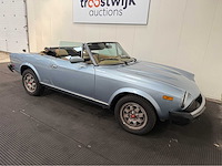 Fiat - spider - 2000 h5 - cabriolet - oldtimer - 1984 - afbeelding 1 van  4