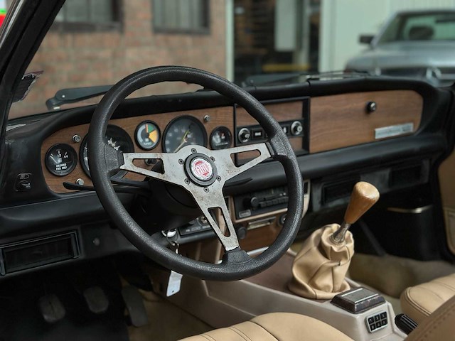 Fiat 124 spider turbo 2.0 1982 - afbeelding 4 van  17