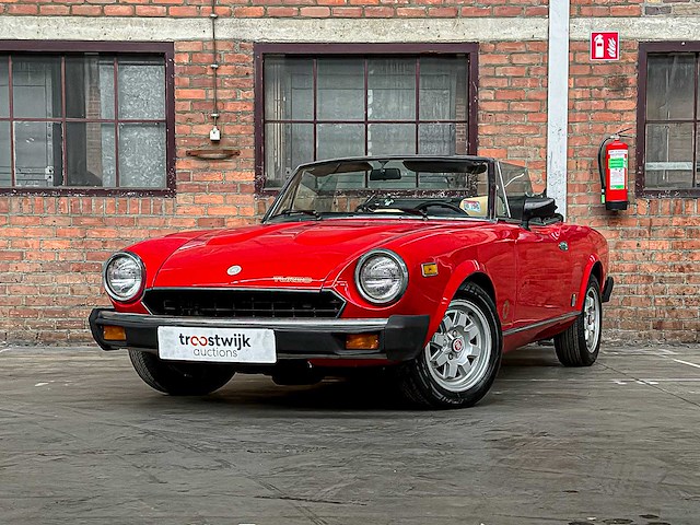 Fiat 124 spider turbo 2.0 1982 - afbeelding 22 van  28