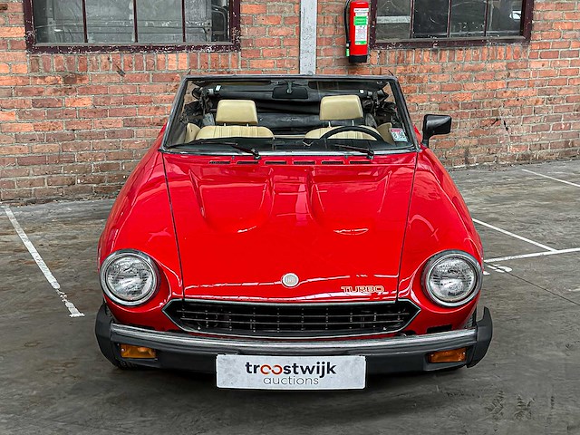 Fiat 124 spider turbo 2.0 1982 - afbeelding 25 van  28