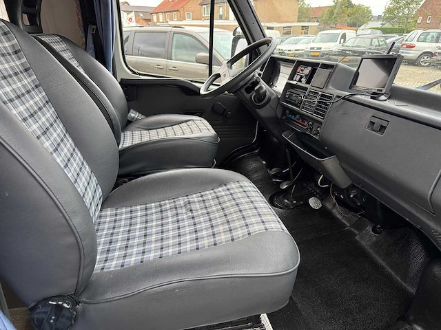 Fiat 290 camper weinsberg kampeerwagen 49-vz-rz - afbeelding 10 van  19