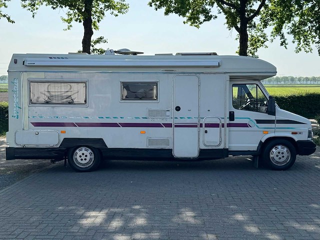 Fiat 290 camper weinsberg kampeerwagen - afbeelding 13 van  17
