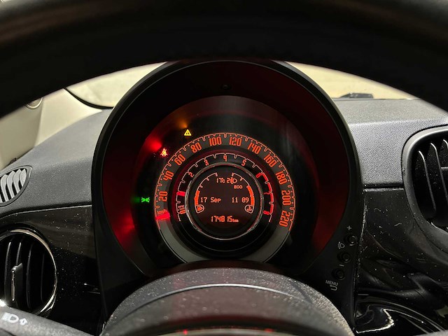 Fiat 500 0.9 twinair t lounge 80pk 2017, pt-404-n - afbeelding 19 van  38