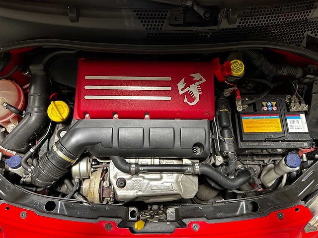 Fiat 500 abarth 695 tributo ferrari 180pk 2011 (195/1695) - afbeelding 43 van  51
