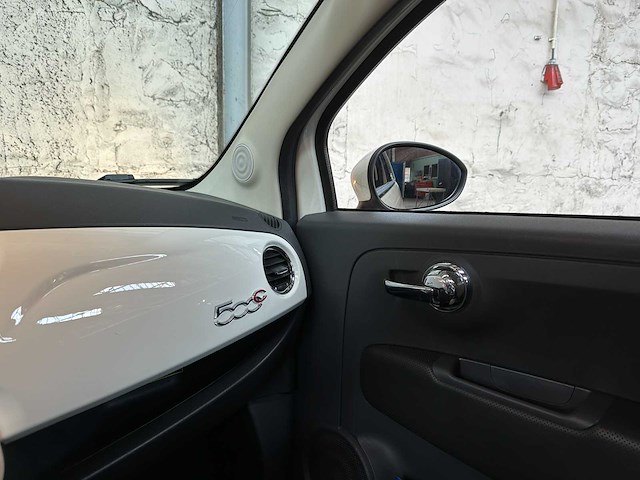 Fiat 500 c 0.9 twinair lounge 86pk 2012, 95-xpr-5 - afbeelding 17 van  35