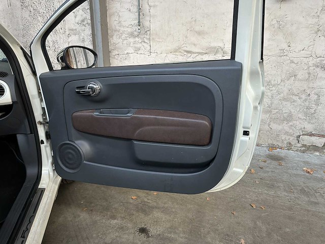 Fiat 500 c 1.2 lounge 69pk 2010 -automaat-, 54-nbt-1 - afbeelding 21 van  34