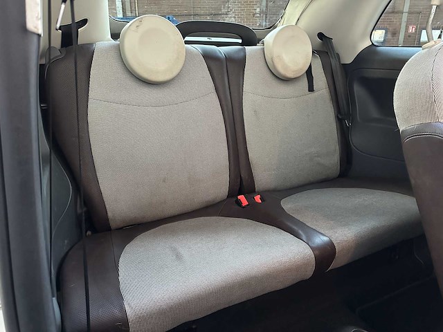 Fiat 500 c 1.2 lounge 69pk 2010 -automaat-, 54-nbt-1 - afbeelding 24 van  34