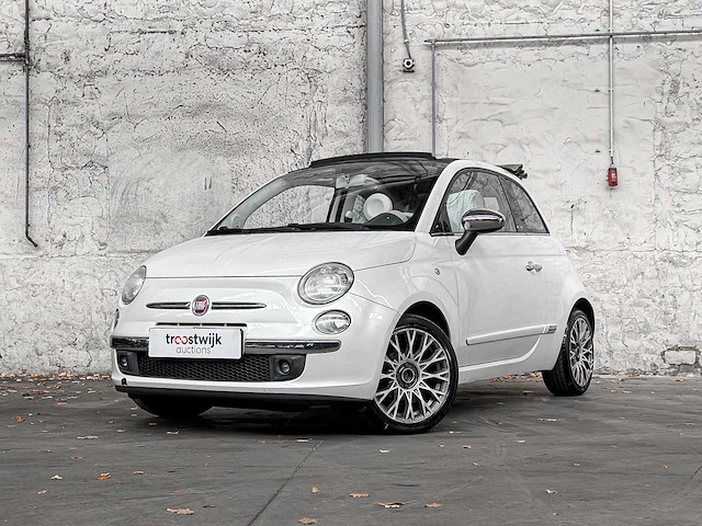 Fiat 500 c 1.2 lounge 69pk 2010, 54-nbt-1 - afbeelding 1 van  34
