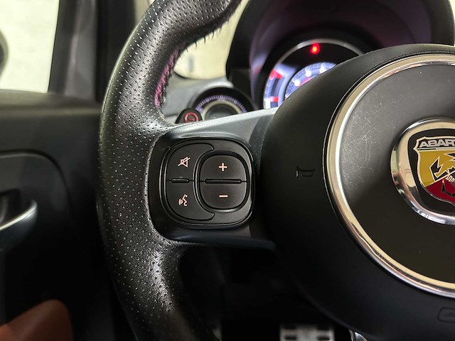 Fiat 500 c 1.4 t-jet abarth 595 145pk 2017, s-721-rb - afbeelding 16 van  42