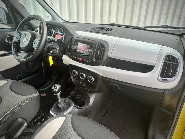 Fiat 500 l 0.9 twinair trekking; 1-tgx-74 - afbeelding 2 van  16