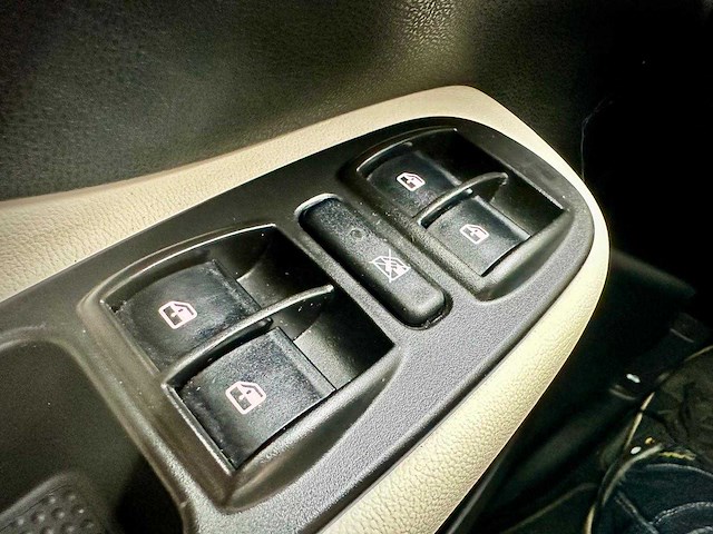 Fiat 500 l 0.9 twinair trekking; 1-tgx-74 - afbeelding 3 van  16