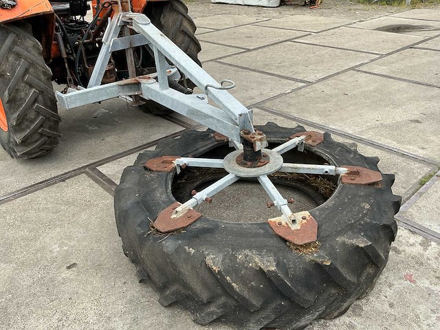 Fiat 500 voertrekker oldtimer tractor - afbeelding 2 van  22