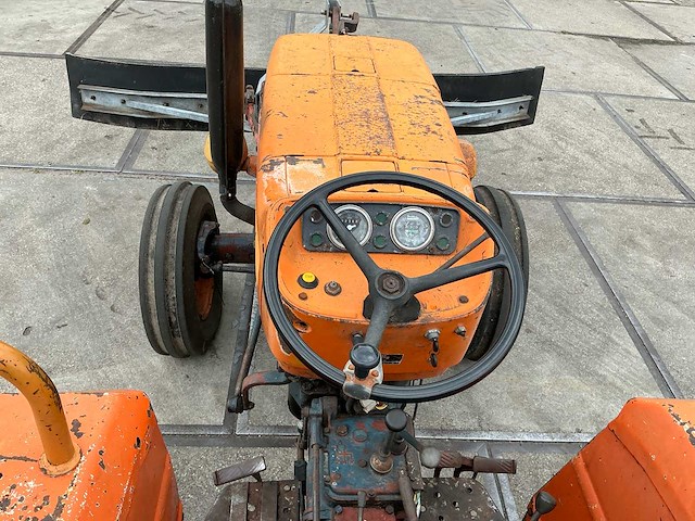 Fiat 500 voertrekker oldtimer tractor - afbeelding 14 van  22