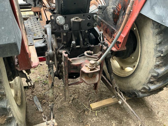 Fiat 55-66 landbouwtractor met frontladerconsole – brandschade - afbeelding 19 van  19