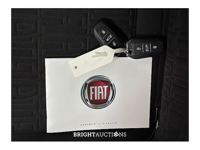 Fiat 600 hybrid urban 1.2 100pk 2025 (origineel-nl), hvk-88-b - afbeelding 21 van  29
