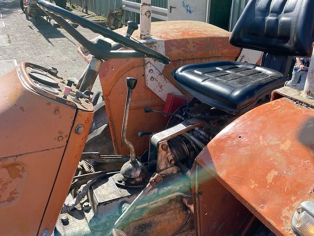 Fiat 615 oldtimer tractor - afbeelding 3 van  12