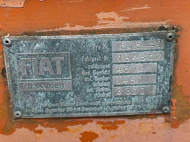 Fiat 615 oldtimer tractor - afbeelding 4 van  12