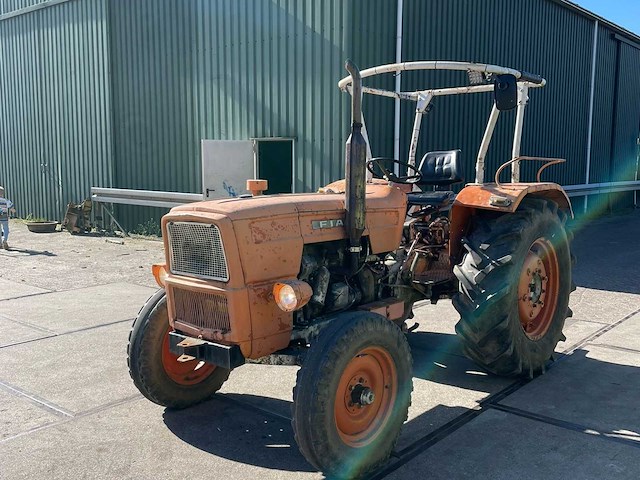 Fiat 615 oldtimer tractor - afbeelding 1 van  12