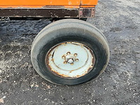 Fiat 780/8 tweewielaangedreven landbouwtractor - afbeelding 4 van  27