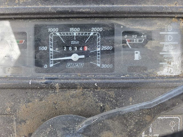 Fiat 880dt 5 vierwiel aangedreven landbouwtractor 1980 - afbeelding 22 van  31