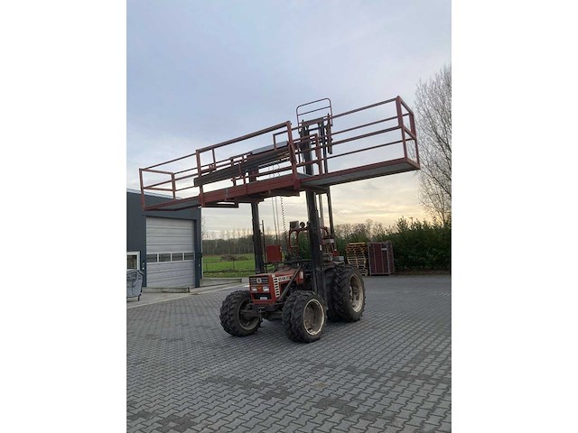 Fiat-agri - 45-66-dt - utility tractor/hoogwerker - afbeelding 2 van  10