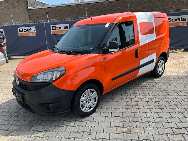 Fiat bedrijfswagen - afbeelding 1 van  38