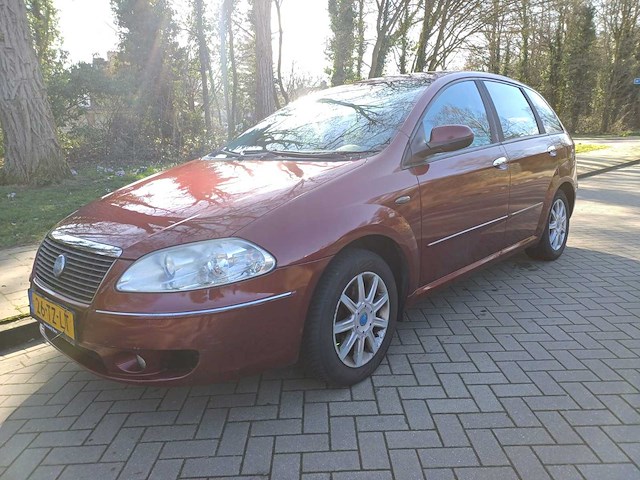 Fiat croma 2.2 16v dynamic automaat, 26-tz-lt - afbeelding 18 van  21