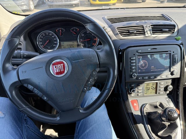 Fiat croma croma 1.9 multijet emotion 115, 2010 - afbeelding 2 van  33