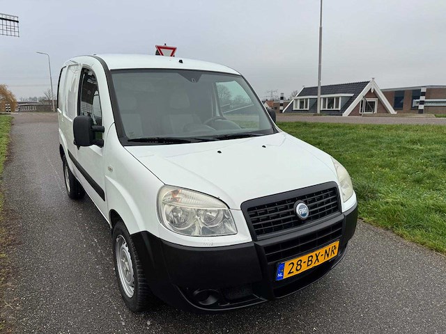 Fiat doblò 1.3 mj basis 28-bx-nr - afbeelding 16 van  16