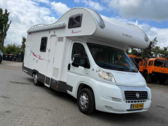 Fiat ducato - rimor - 130 6 persoons - camper - afbeelding 2 van  28