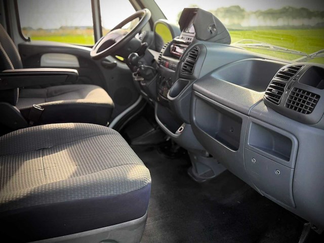 Fiat ducato 2.8 jtd kampeerwagen dueerre camper r-496-vr - afbeelding 26 van  29