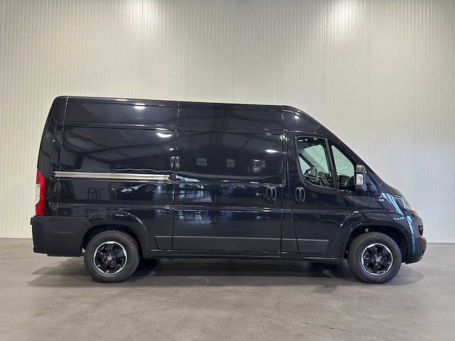 Fiat ducato 30 2.3 multijet 120pk euro6 l2h2 buscamper - vancubic premium - nieuwe camper inrichting! vgd-59-k - afbeelding 38 van  39