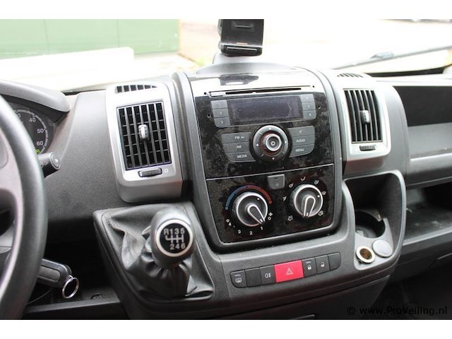 Fiat ducato bedrijfswagen - kenteken vb-606- - afbeelding 13 van  13