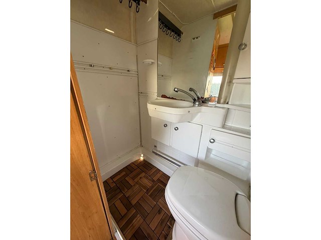 Fiat ducato camper 230 dethleffs globetrotter 1.9 td kampeerwagen 81-vj-pk - afbeelding 20 van  34