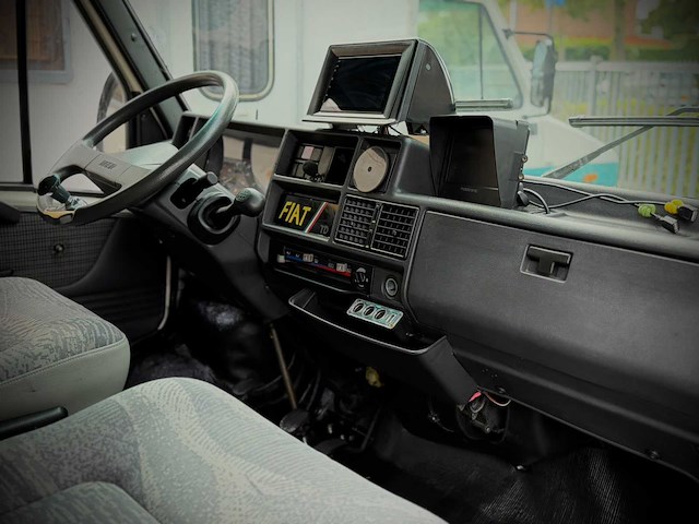 Fiat ducato camper 290 l bürstner kampeerwagen 04-vx-kt - afbeelding 32 van  40
