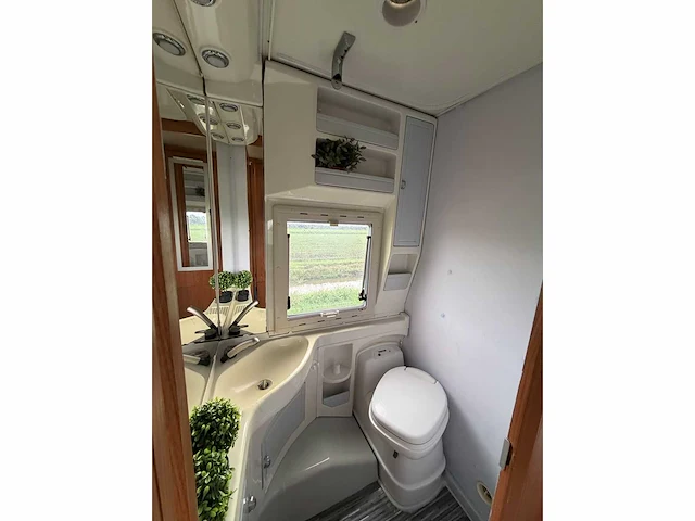 Fiat ducato kampeerwagen 230 2.5 td weinsberg camper 21-bf-ds - afbeelding 22 van  38