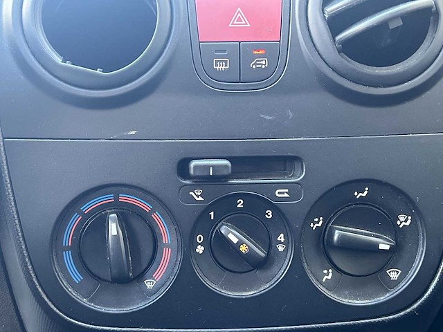 Fiat fiorino 1.3 mj adventure | 8-vvr-40 - afbeelding 13 van  24