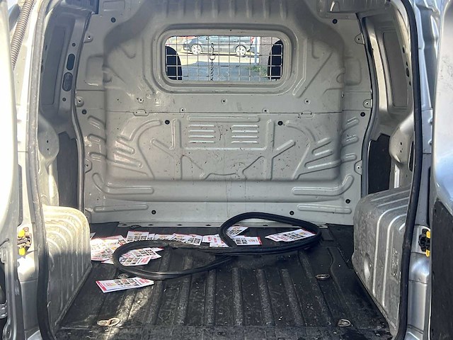 Fiat fiorino 1.3 mj adventure | 8-vvr-40 - afbeelding 21 van  24