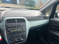 Fiat grande punto - 1.3 m-jet actual , 28-prv-1 - afbeelding 10 van  17
