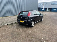 Fiat grande punto - 1.3 m-jet actual , 28-prv-1 - afbeelding 4 van  17