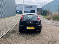 Fiat grande punto - 1.3 m-jet actual , 28-prv-1 - afbeelding 13 van  19