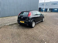 Fiat grande punto - 1.3 m-jet actual , 28-prv-1 - afbeelding 14 van  19
