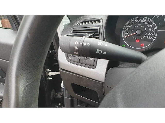 Fiat grande punto 1.2 actual *, 82-llb-6 - afbeelding 8 van  11