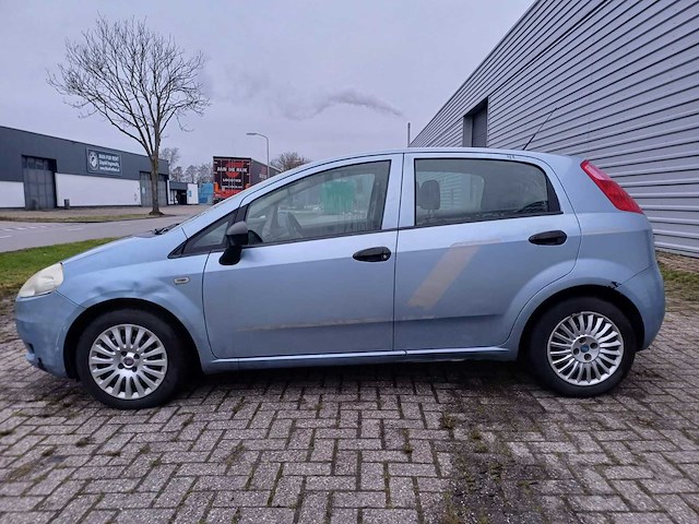 Fiat grande punto 1.2 dynamic, gs-389-r - afbeelding 15 van  17
