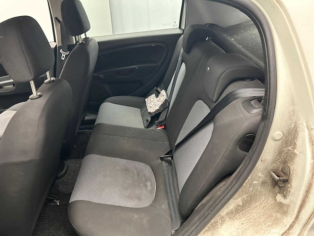 Fiat grande punto 1.3 m-jet actual 2011 - afbeelding 7 van  19