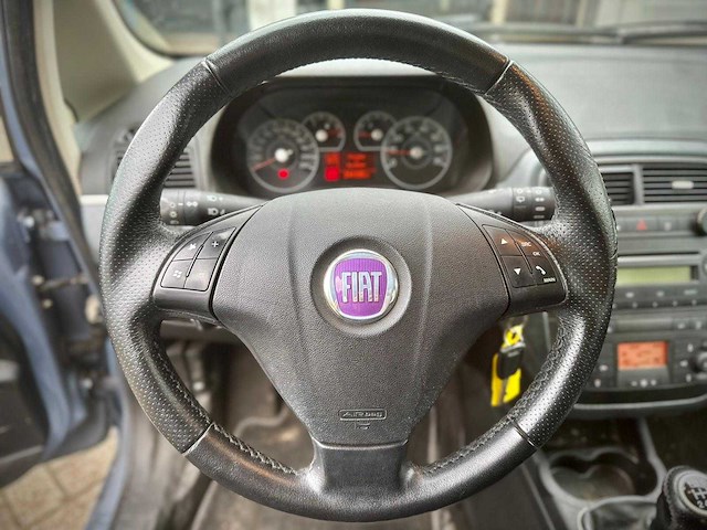 Fiat grande punto 1.4 16v emotion, 83-gds-7 - afbeelding 7 van  9