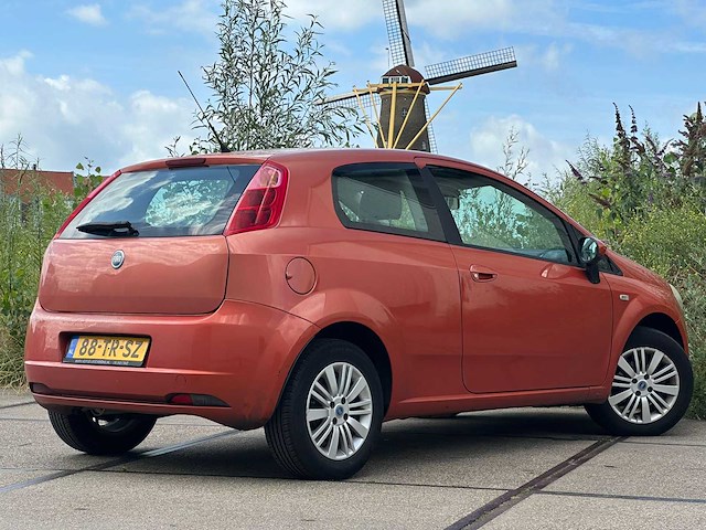 Fiat grande punto 1.4-16v sport, 88-tr-sz - afbeelding 5 van  12