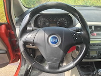 Fiat grande punto 1.4-16v sport, 88-tr-sz - afbeelding 11 van  12