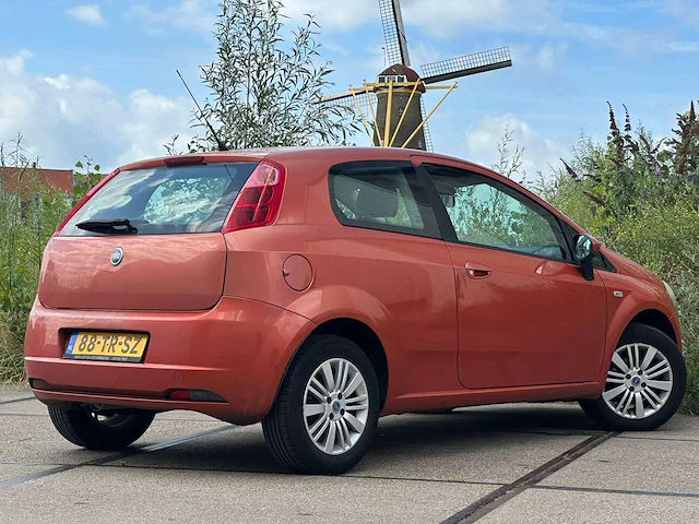 Fiat grande punto 1.4-16v sport, 88-tr-sz - afbeelding 5 van  12